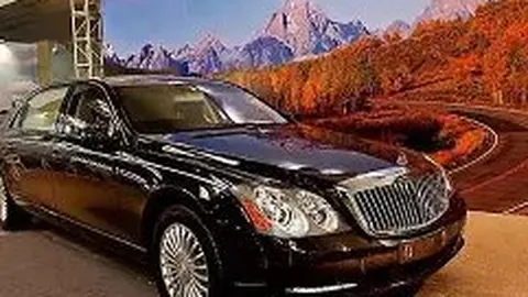 “库里回归贡献23分6助攻，巴特勒双十数据，勇士逆风翻盘胜鹈鹕”